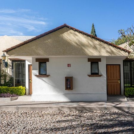 Hotel Flamingo Inn Querétaro Zewnętrze zdjęcie