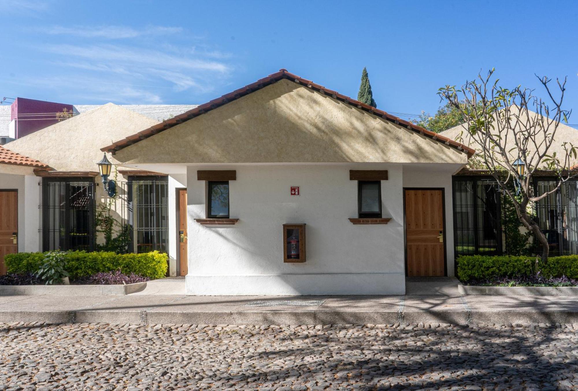 Hotel Flamingo Inn Querétaro Zewnętrze zdjęcie