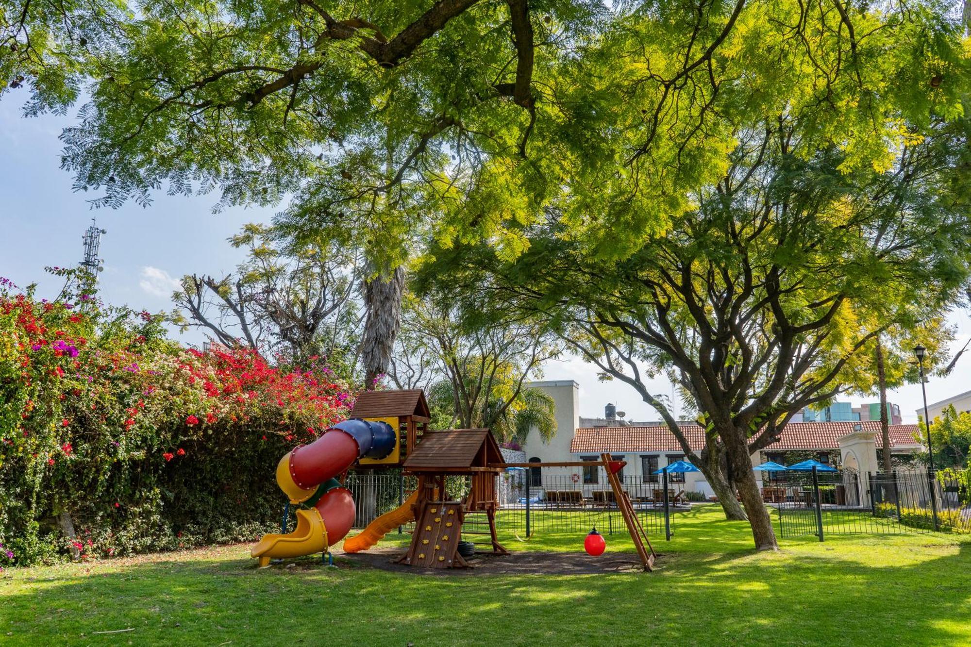 Hotel Flamingo Inn Querétaro Zewnętrze zdjęcie