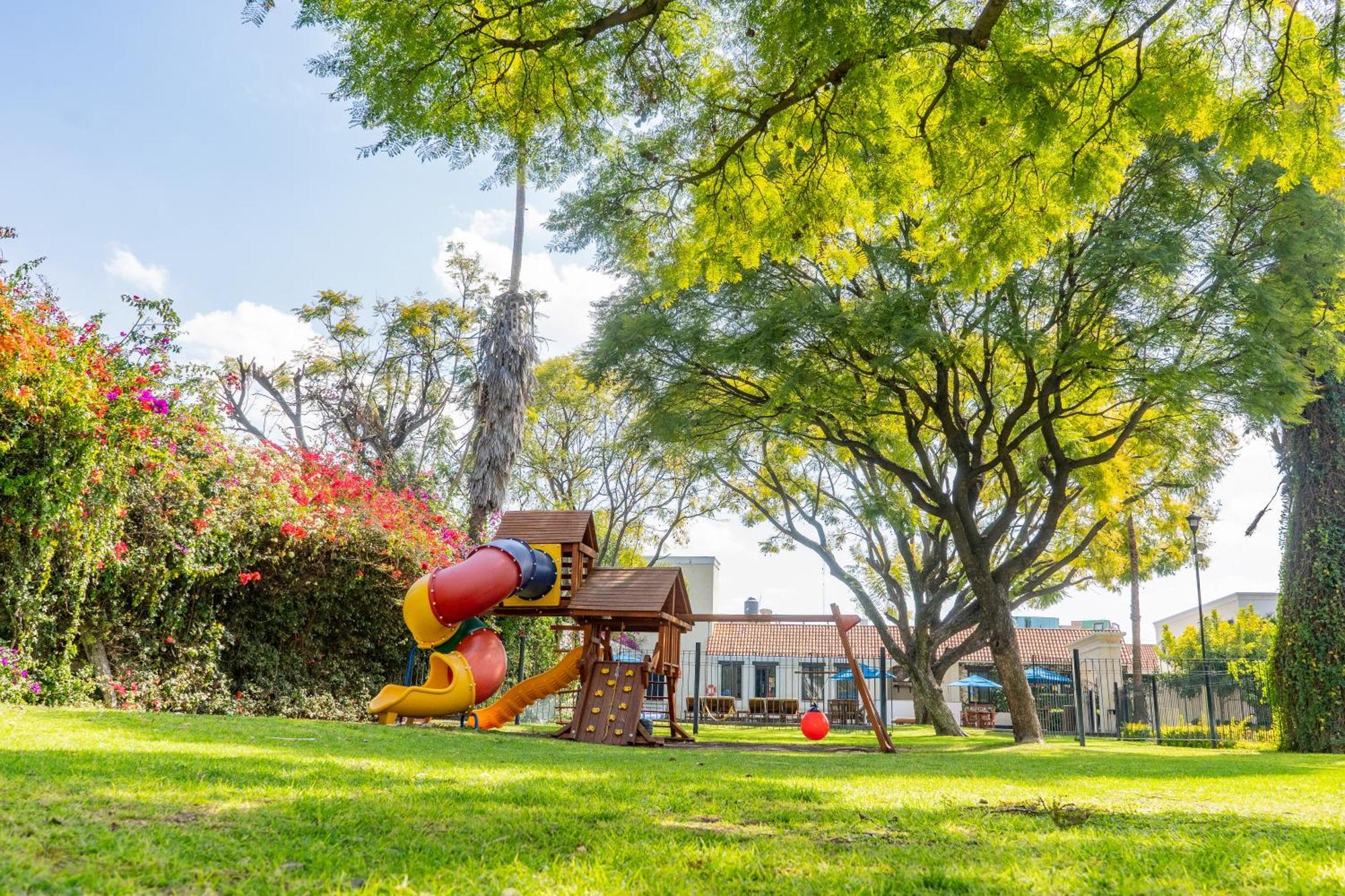 Hotel Flamingo Inn Querétaro Zewnętrze zdjęcie