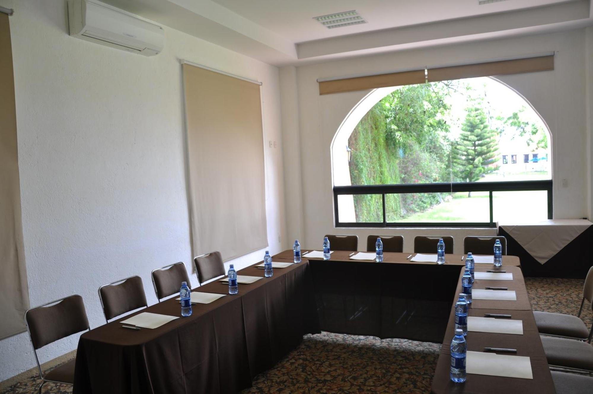 Hotel Flamingo Inn Querétaro Zewnętrze zdjęcie