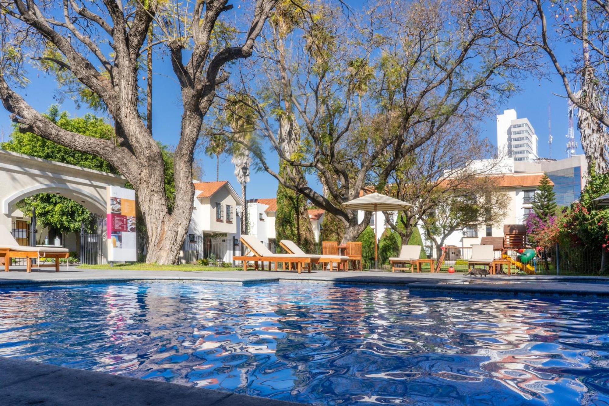 Hotel Flamingo Inn Querétaro Zewnętrze zdjęcie