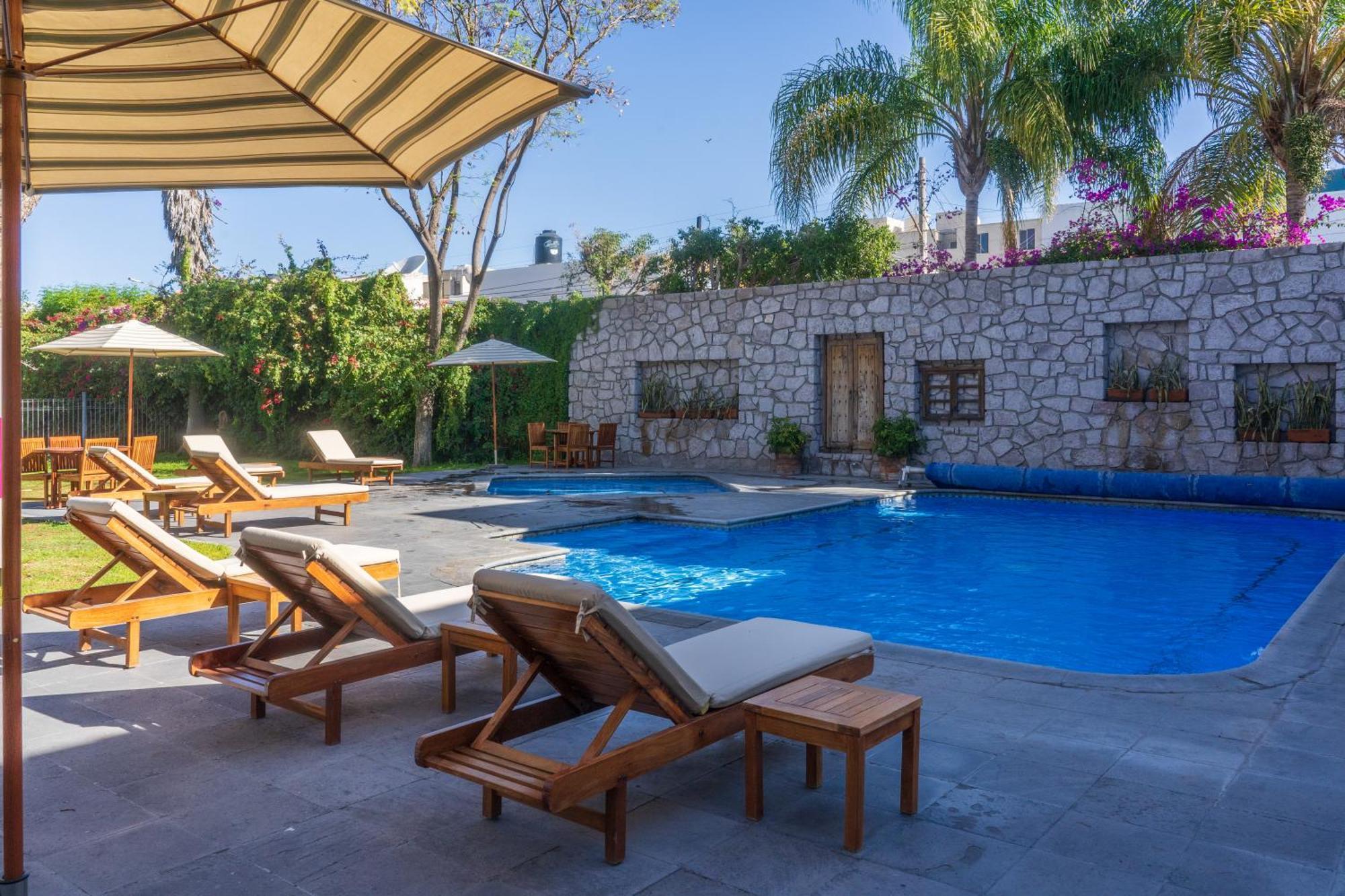 Hotel Flamingo Inn Querétaro Zewnętrze zdjęcie
